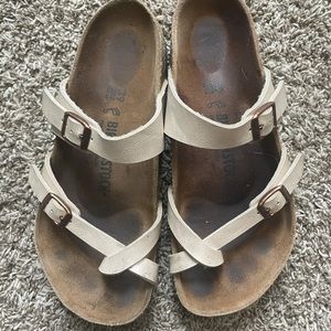 Birkenstock Sandals (Toe)